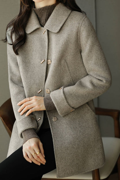 Bellerose - Elegant and Cozy Square Collar Winter Coat for Women