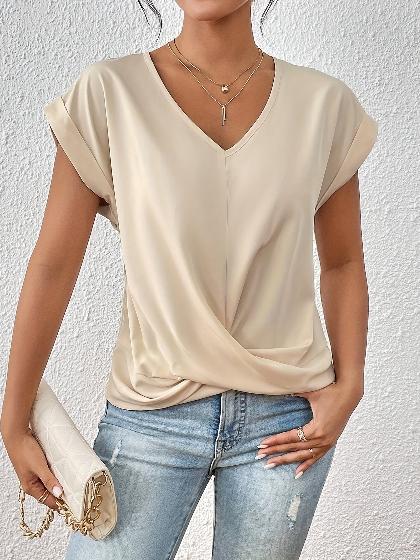 Berenice - Simple and Trendy V-Neck T-Shirt for Women