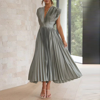 Darah -Feminine And Alluring Pleated Dress For Any Occasion