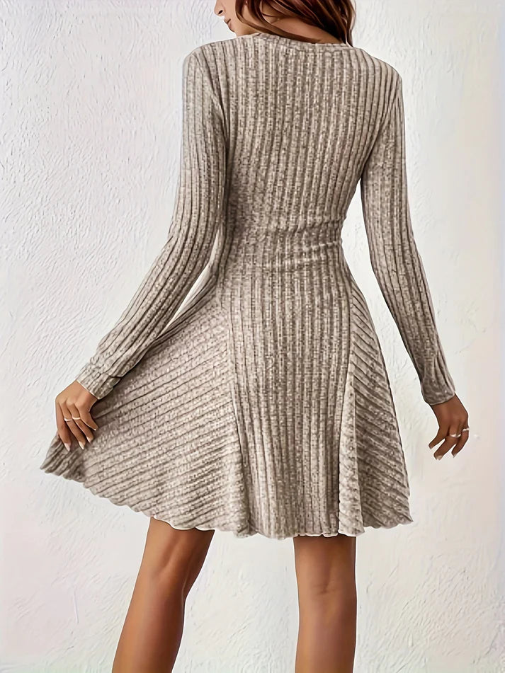 Stylish Ribbed V-Neck A-Line Long Sleeve Formal Dress for Women | Ideal for Autumn